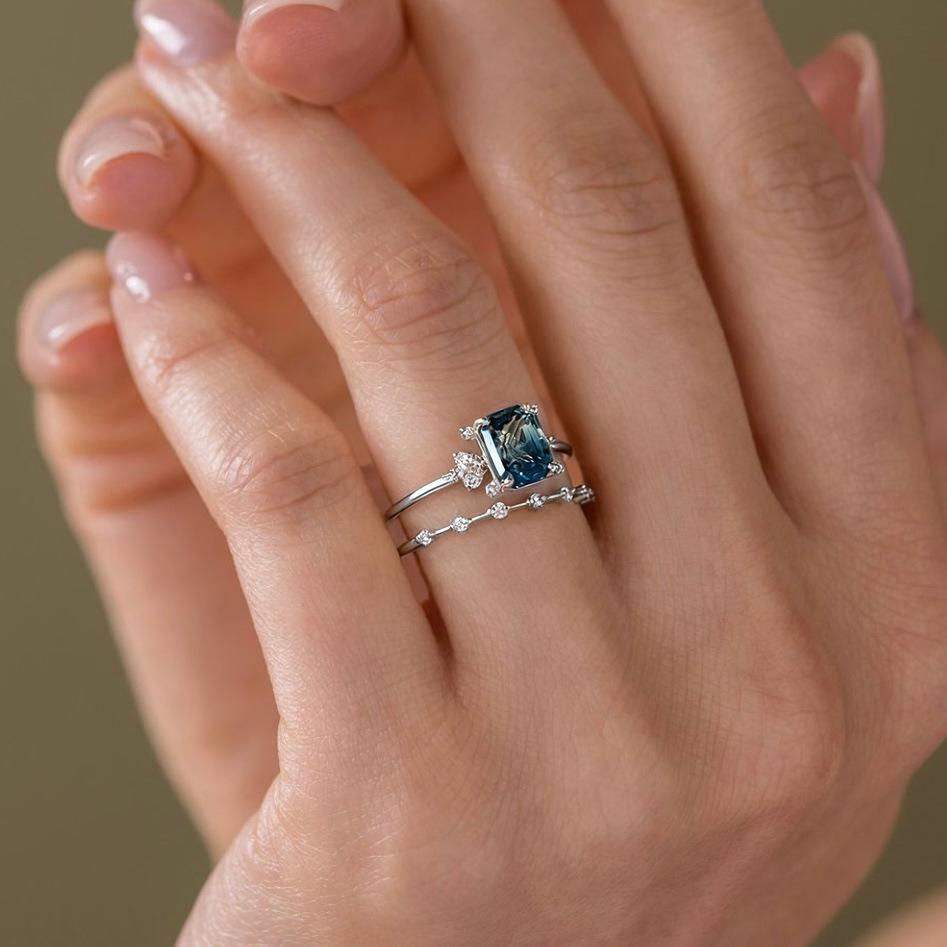 Deep Blue Zircon Couple Rings - Unisex Fashion Jewelry Bestseller