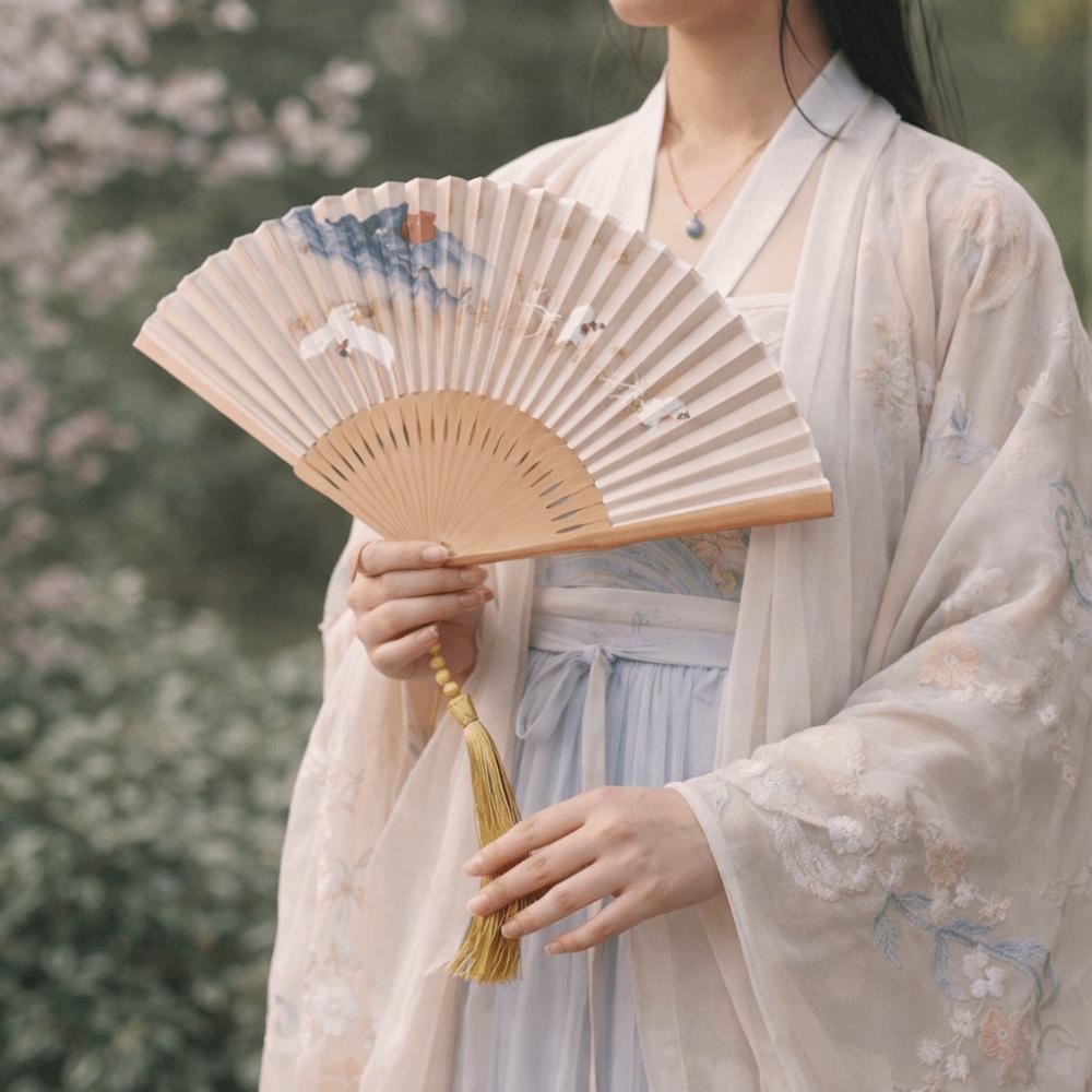 Traditional Carved Hollowed-Out Fan Vintage Handheld Fan Folding Hand Fan  Dance Performance