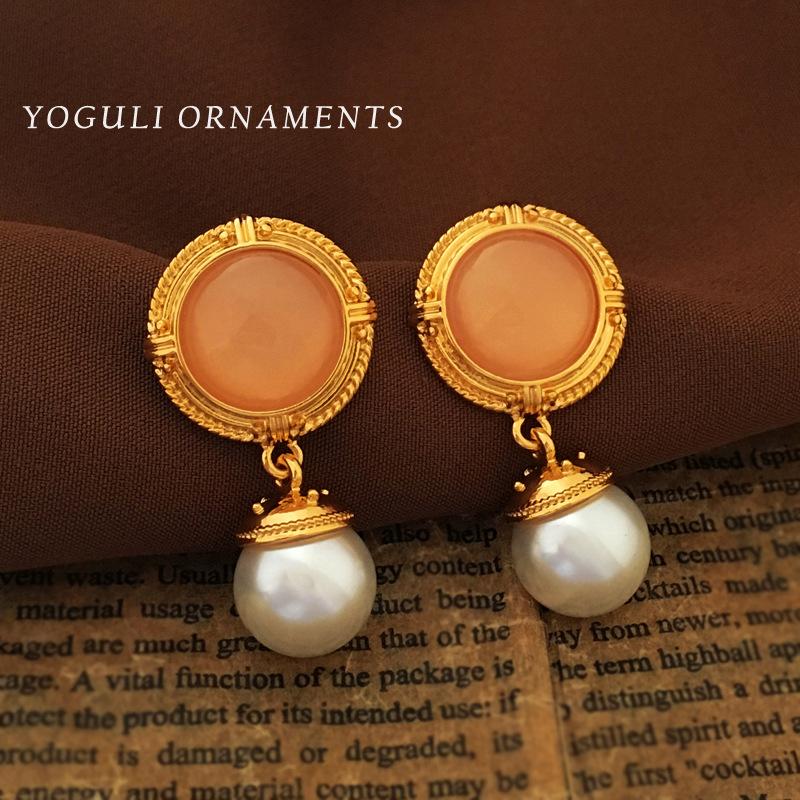 Premium Sense Light Luxury Spring and Summer Earrings Necklace Temperament Retro Earrings Trendy Niche Jewelry