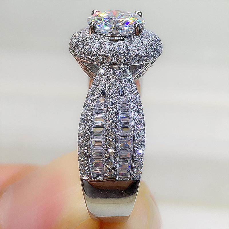Huitan Dazzling Cubic Zirconia Rings Female Modern Aesthetic Wedding Band Jewelry Charming Brilliant Chic Fashion Party Jewelry