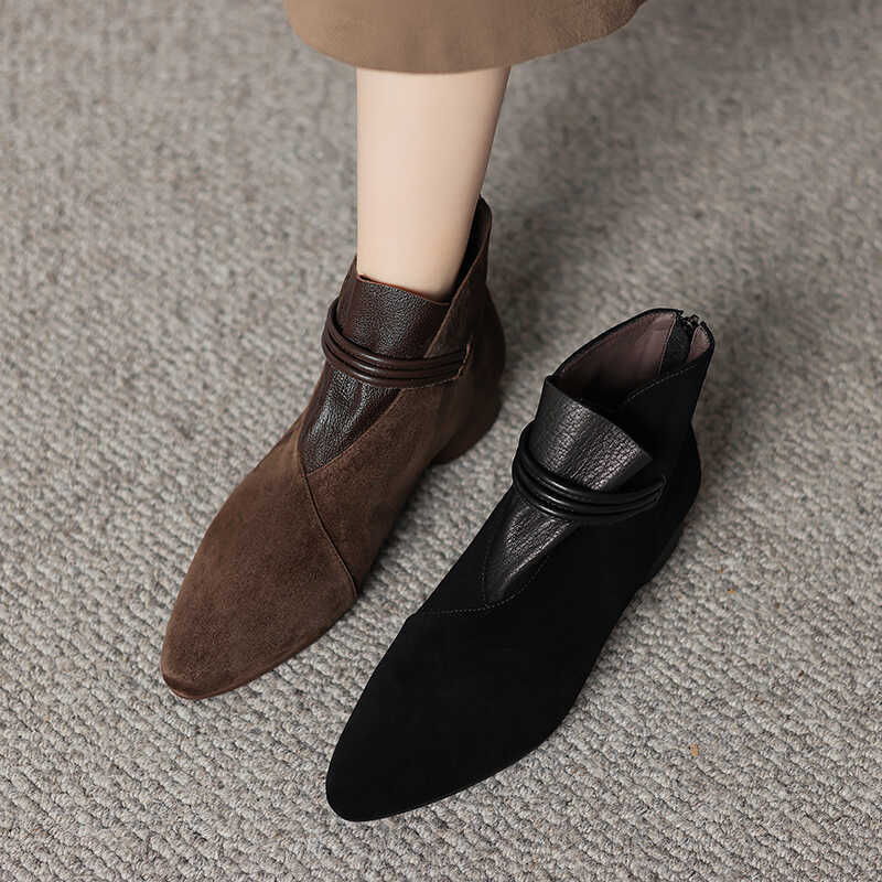 Super Soft Matte Pointed Short Boots 2025 Autumn and Winter New Martin Boots Fashion Thick Heel Medium Heel Large Size 41 Women's Boots