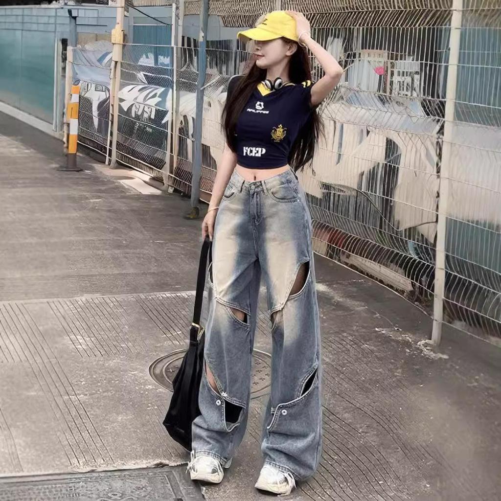 Women's American-Style Distressed Wide-Leg Jeans, High-Waisted, Slimming, Floor-Length, Trendy Autumn Fashion.