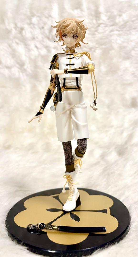 

[USED] Touken Ranbu Monoyoshi Sadamune Scale Figure with Sword Charm