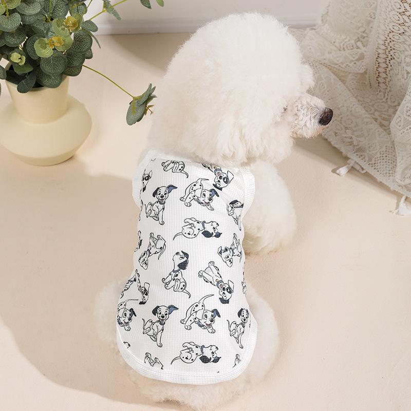 

Dog Clothes Sling Slim Spring/Summer Japanese and Korean Pet Cats Breathable and Comfortable Tank Top Clothing Supplies XS（old）