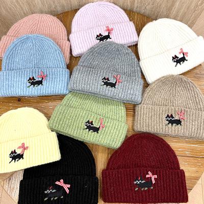 Niedliche und süße gestickte Katzen-Schleife Wollmütze im koreanischen Stil für Frauen College-Stil Strickmütze Warme und verdickte Überziehmütze