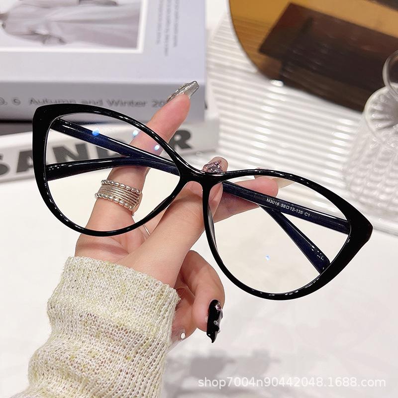 

Ретро Солнцезащитные очки Кошачий глаз Женские Многоугольная оправа Простые очки Мужские Коричневая оправа Очки flat light чёрный