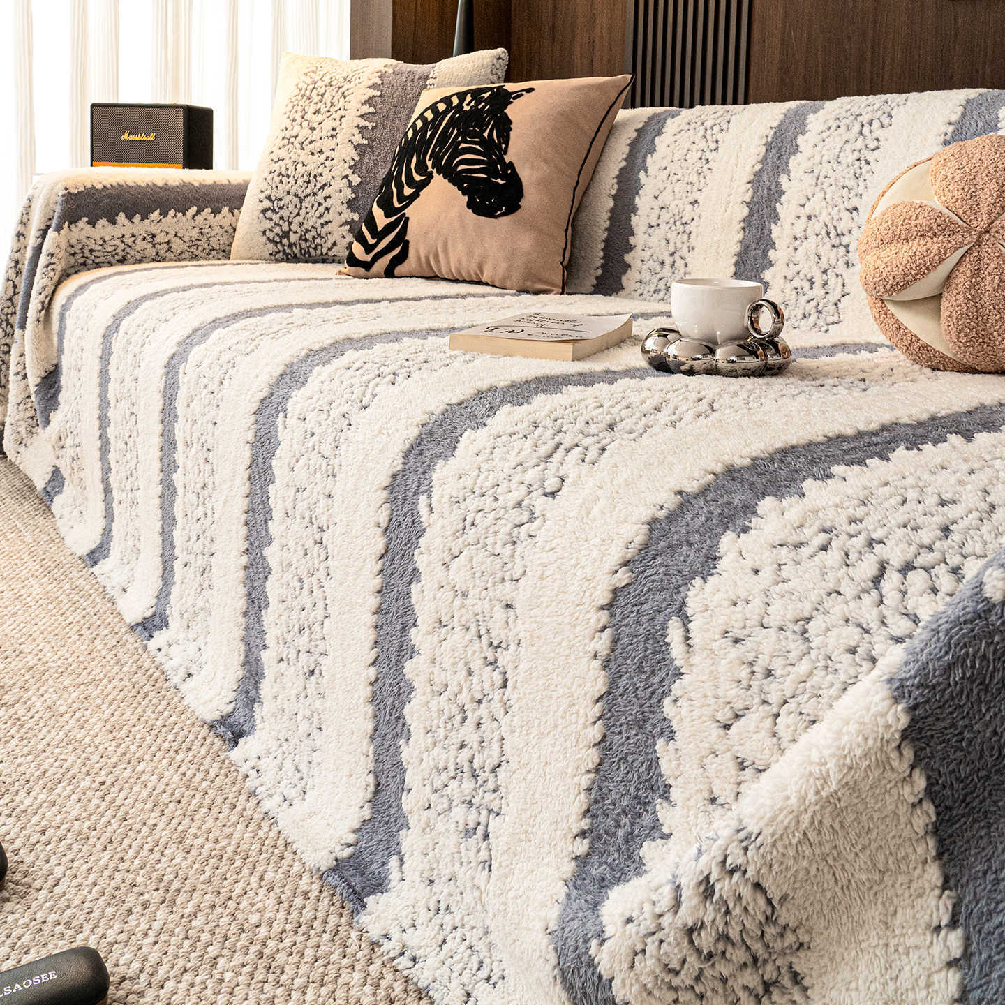 

Осень и Зима Новый Чехол для Дивана Тканевое Полотенце Цельный Полный Чехол Высококлассная Кожаная Подушка для Дивана Противоскользящий Чехол 180*130cm