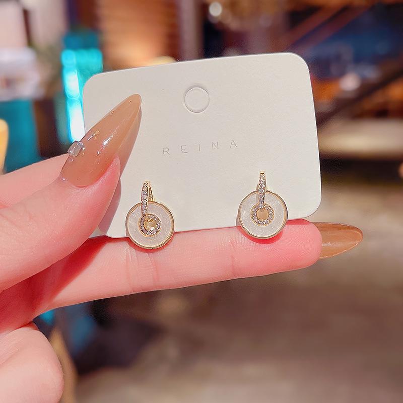 Koreanische S925 Silber Weiße Perlmutt Kreis Ohrringe - Eleganter französischer Feenstil