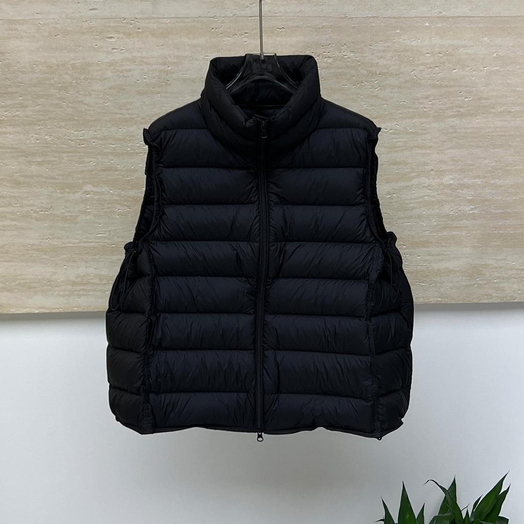 Women's Short White Duck Down Ribbed Vest - 2026 Autumn/Winter Korean Style, Loose Stand Collar, Casual Fit.