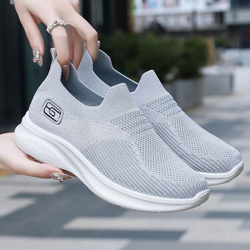 2025 Summer Mesh Slip-on Lightweight Unisex Running Shoes