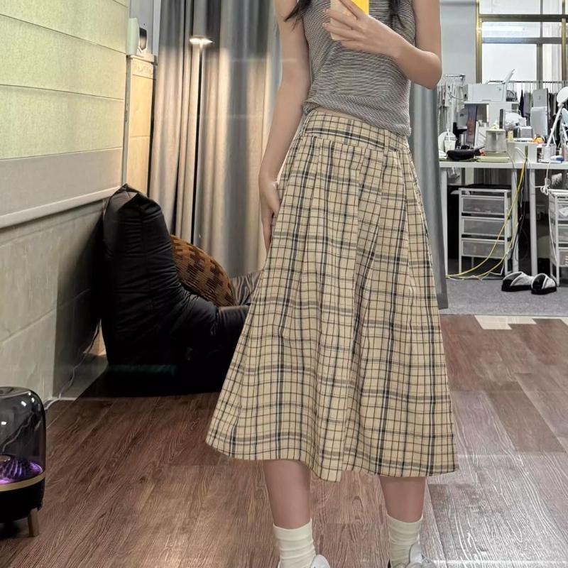 Women's Summer Plaid High-Waist A-Line Midi Skirt - College Preppy Style Versatile Checkered Trendy Skirt
