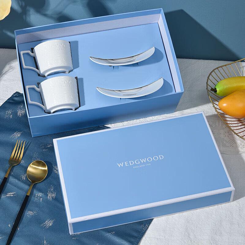 Wedgwood Italian Relief 2-Cup & 2-Saucer Set