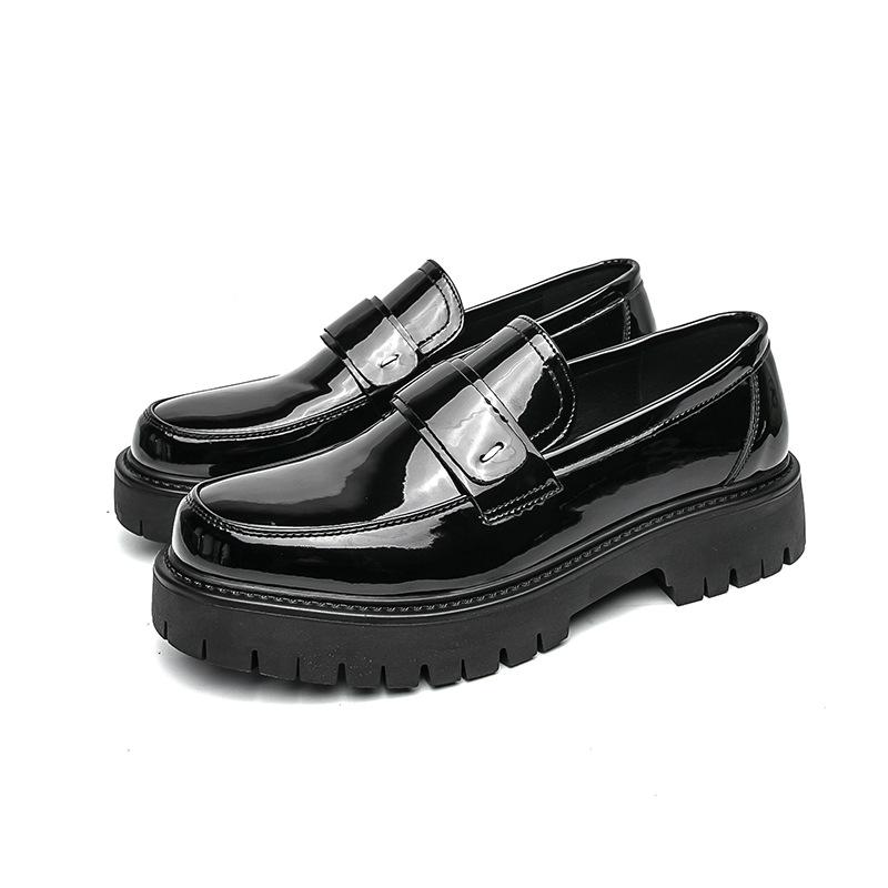 Cheap British Style Men's Black and White Leather Shoes Heightened Platform Young Lazy Foot Cover Business Casual Dress Loafers