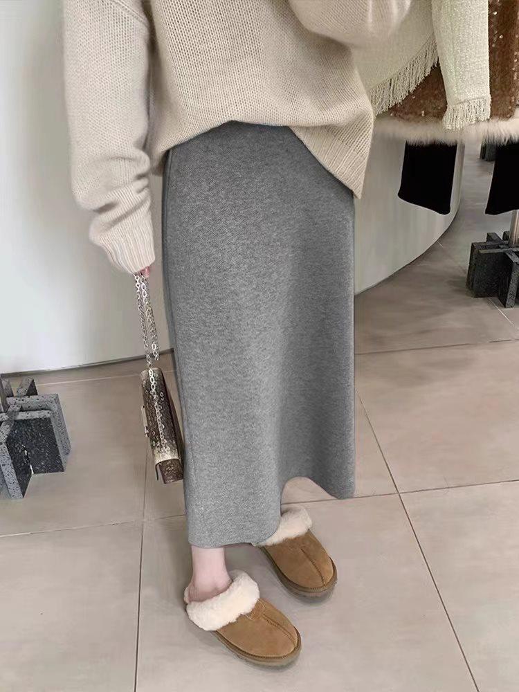 Women's Spring Soft Drape Knit Midi Skirt: High-Waist, Hip-Hugging, A-Line