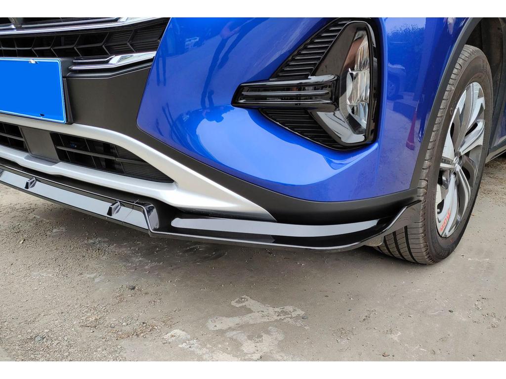 GAC Trumpchi GS4 Mods: Front Splitter, Body Kit, Side Skirts, Spoiler, Front Lip, Impact-Resistant Bumper