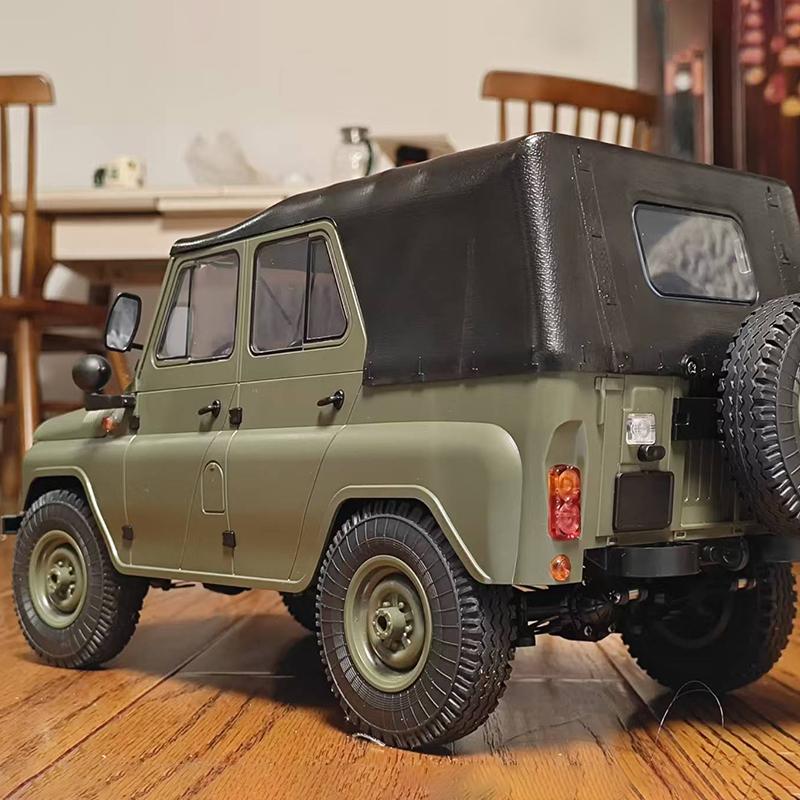 WPL C94 UAZ-469 Scale RC Rock Crawler 2.4G RTF Off-Road 4WD Military RC Truck with Proportional Steering Vehicle Model Adult Toy
