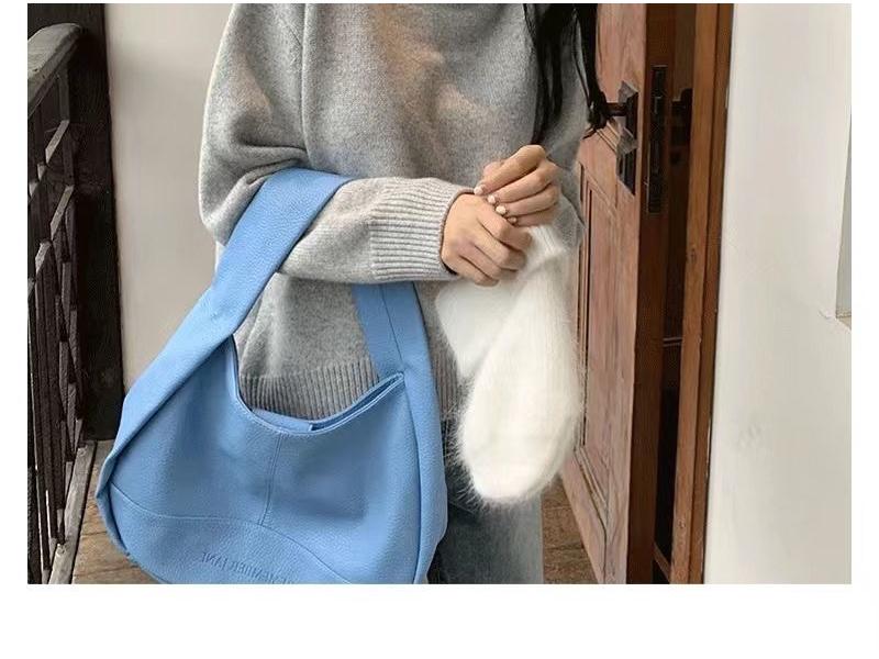 Women's Knitted Sweater: Autumn/Winter Hong Kong Style, Lazy Fit, Slimming, Thick, Versatile as Outer or Inner Wear