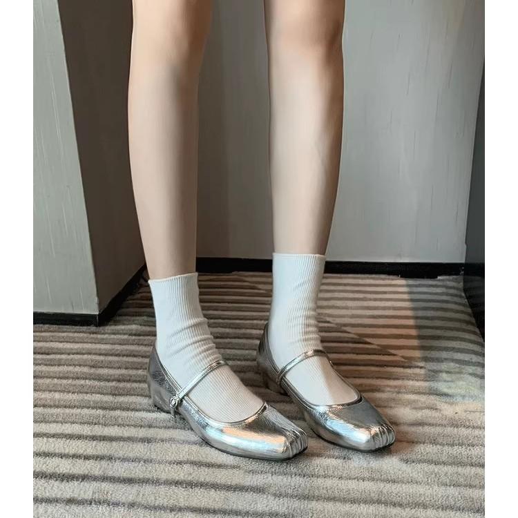 French silver pig nose inner height increase flat-soled single shoes women's shallow mouth square head one-word buckle strap middle heel Mary Jane
