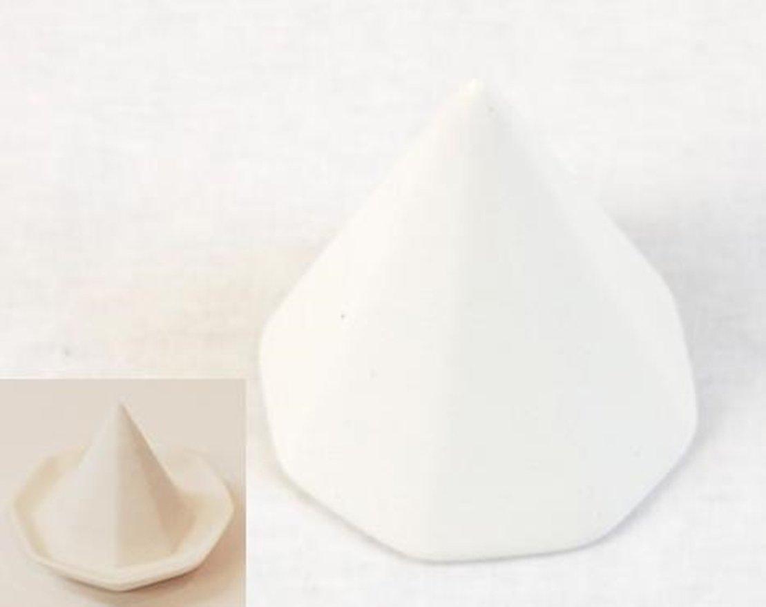 

Moa Feteli (Moa Feteli) Lucky Octagonal Pyramid Salt Consolidator for Morishio Set, Unglazed, Small (5.5 x 4.5cm)