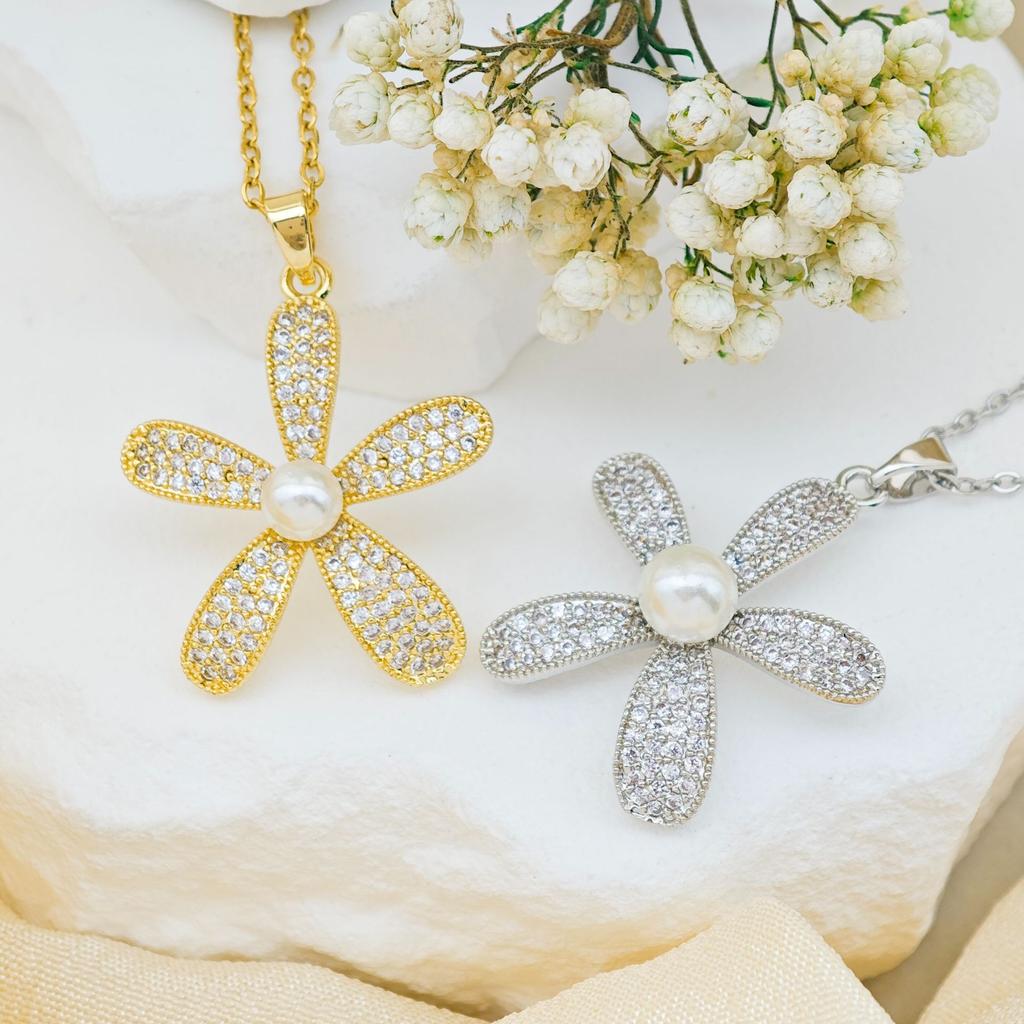 Necklace Female Sunflower Pearl Necklace Autumn and Winter Fashion Versatile Light Luxury Titanium Steel Non-fading Clavicle Chain Full of Diamond
