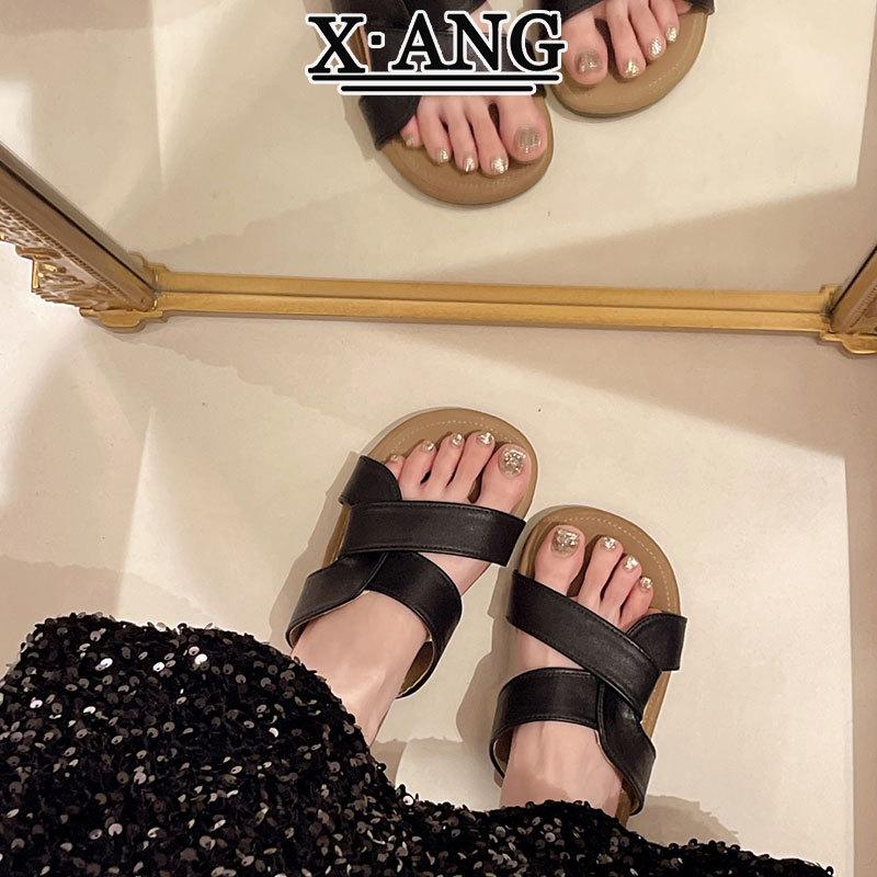 

Leather slippers women s summer wear 2025 new holiday style seaside flat bottom with skirt beach cool slippers 35