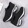 Soft-soled comfortable flat-soled leather shoes Chinese shoes Grandma shoes Spring and autumn mother shoes Single shoes