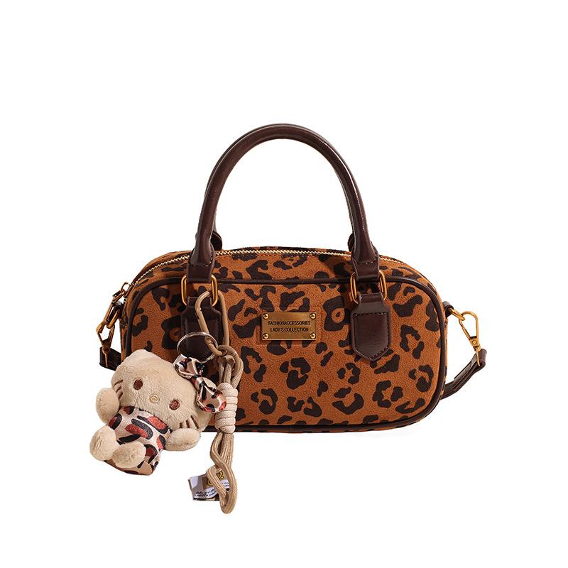 Exquisite Casual Handbag Bag Women's New Versatile Messenger Bag Leopard Print Small Square Bag