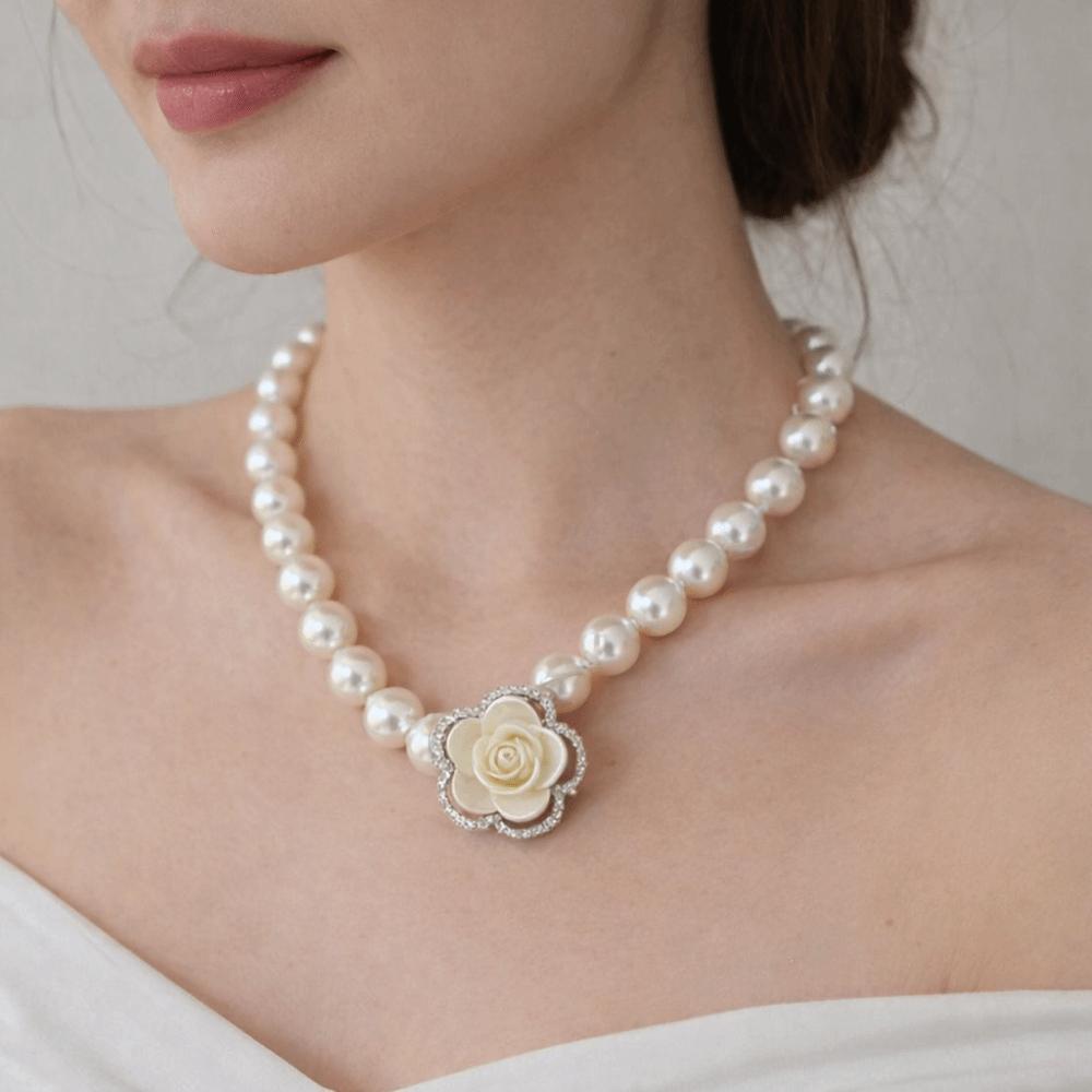 Luksusowy wielowarstwowy naszyjnik w stylu barokowym, łańcuszek na obojczyk z kamelią, naszyjnik z perłami i kwiatami dla dziewcząt