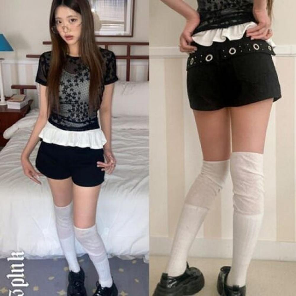 The Pink High Waist Back Eyelet Rivet Belt Strap Shorts