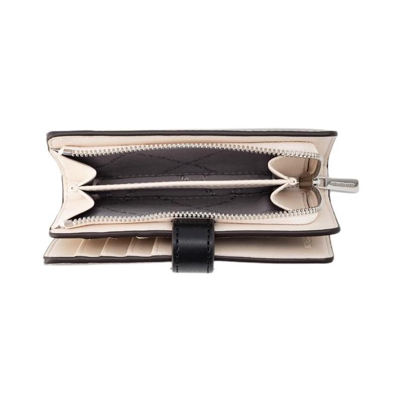 MICHAEL KORS Greenwich Silver Brand Tag Bifold Design Cowhide Wallet Medium Women's Gray