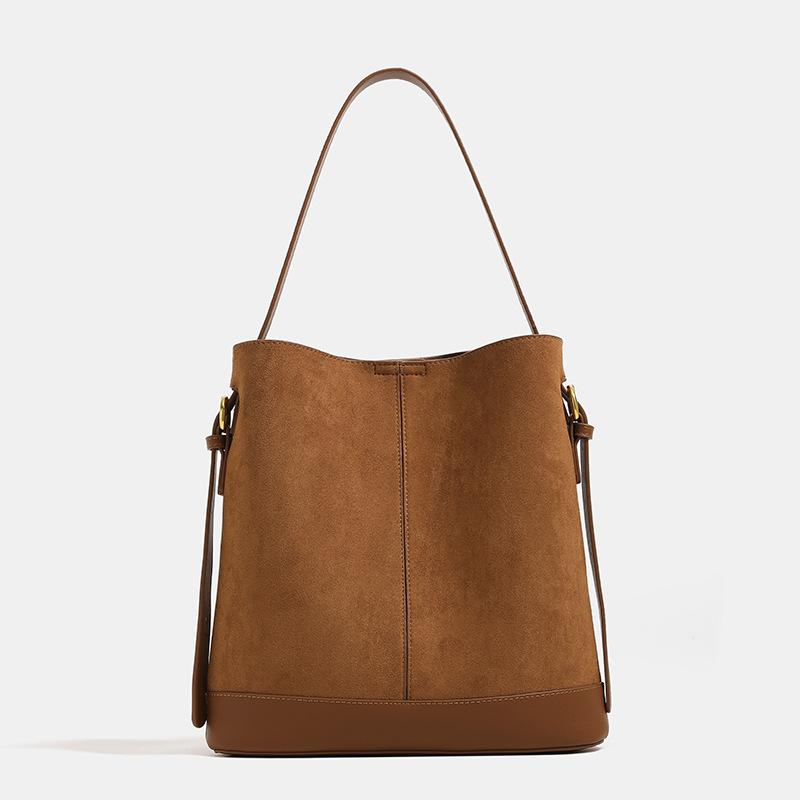 Maillard suede bucket bag 2024 autumn and winter new niche design shoulder bag large capacity commuter bag for women