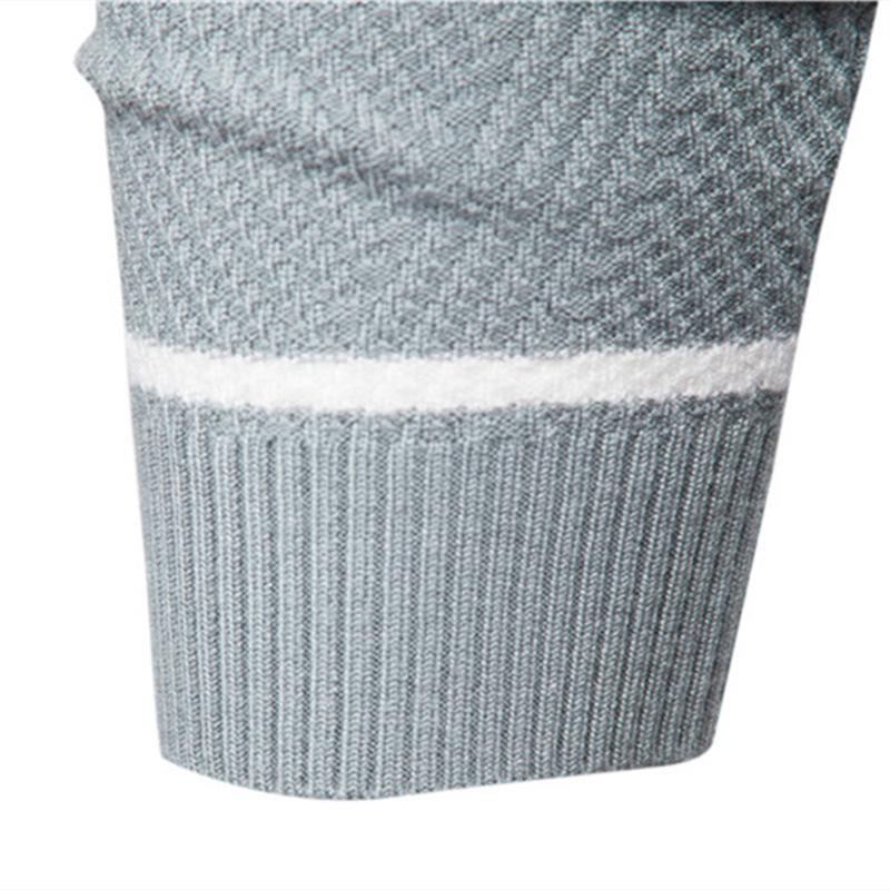 Men's European Fit Striped Round Neck Sweater for Autumn/Winter