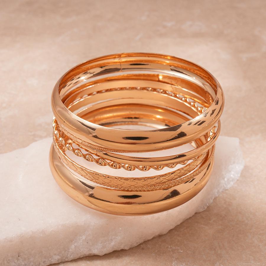 Set di Braccialetti Geometrici Metallici da Otto Pezzi