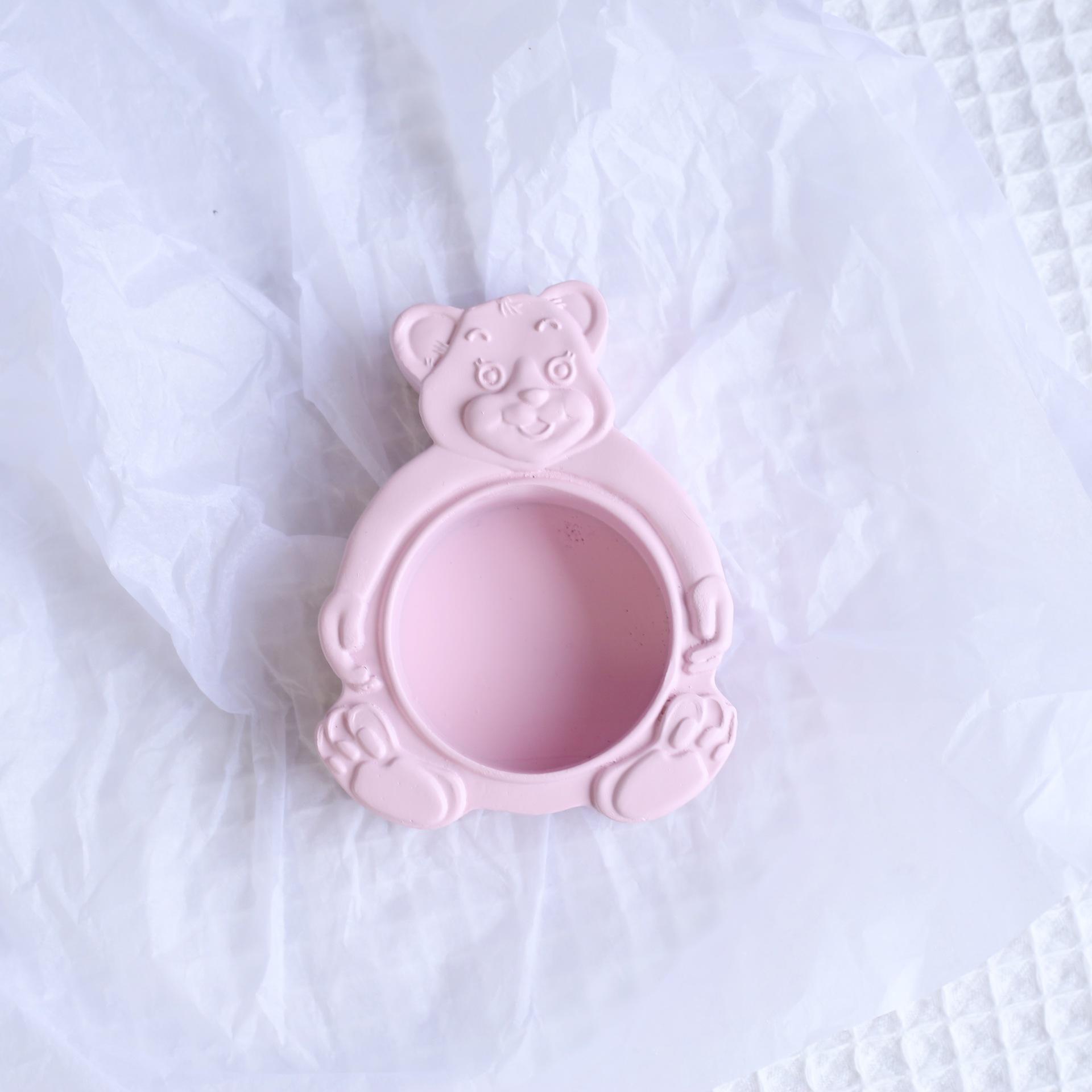 Bear candle holder cute room soft scented candle holder photo props hand gift girl birthday candle holder pink candle holder (candle not included)