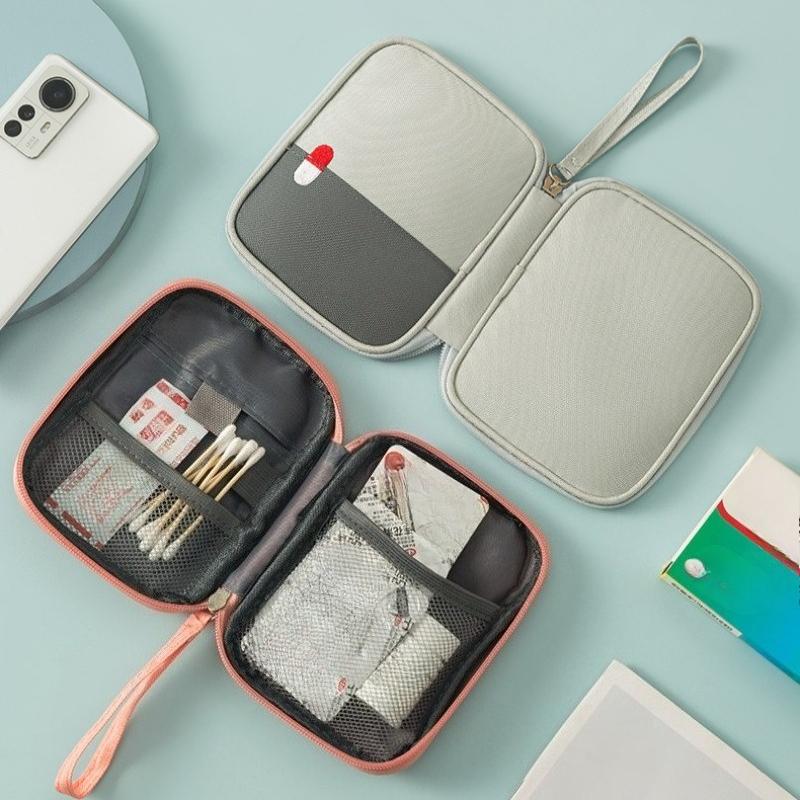 Portable Medicine Bags Emergency School Health kits Mandatory Equipment For Students Returning To Storage Bags Travel Medical Package