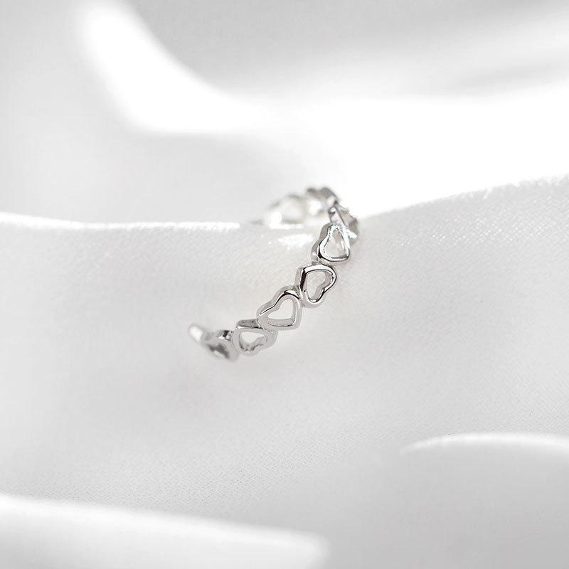 Hollow Love Ring, Women's Simple Niche Design, Sweet Temperament, Heart-shaped Ring Opening Adjustable Index Finger Ring
