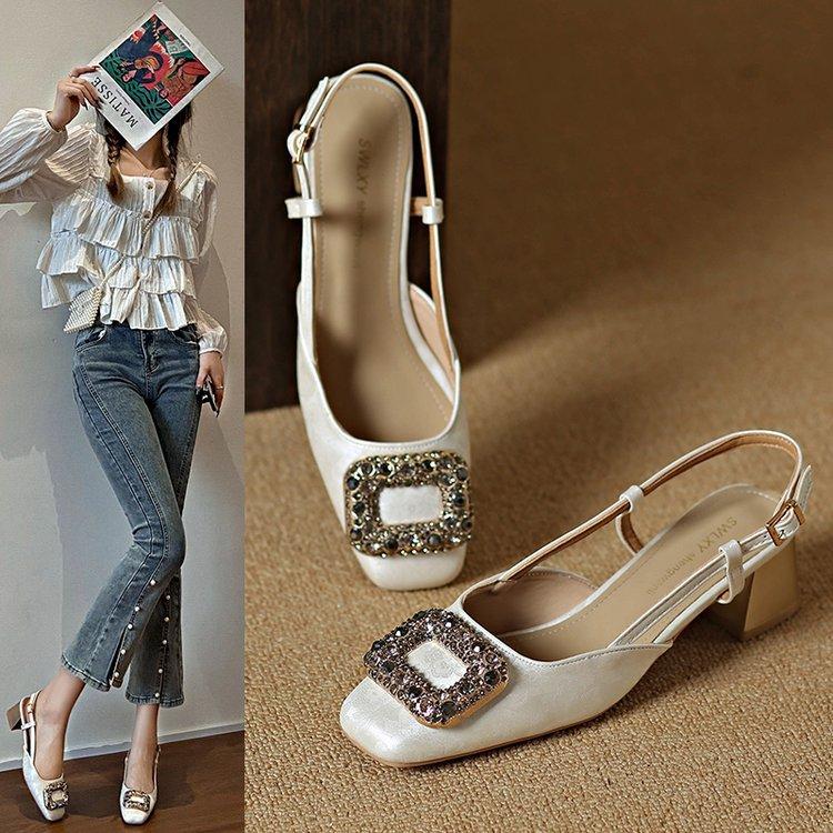 

Summer empty single shoes thick heel one-word buckle strap square head high heels bag head sandals women 34 абрикосовий