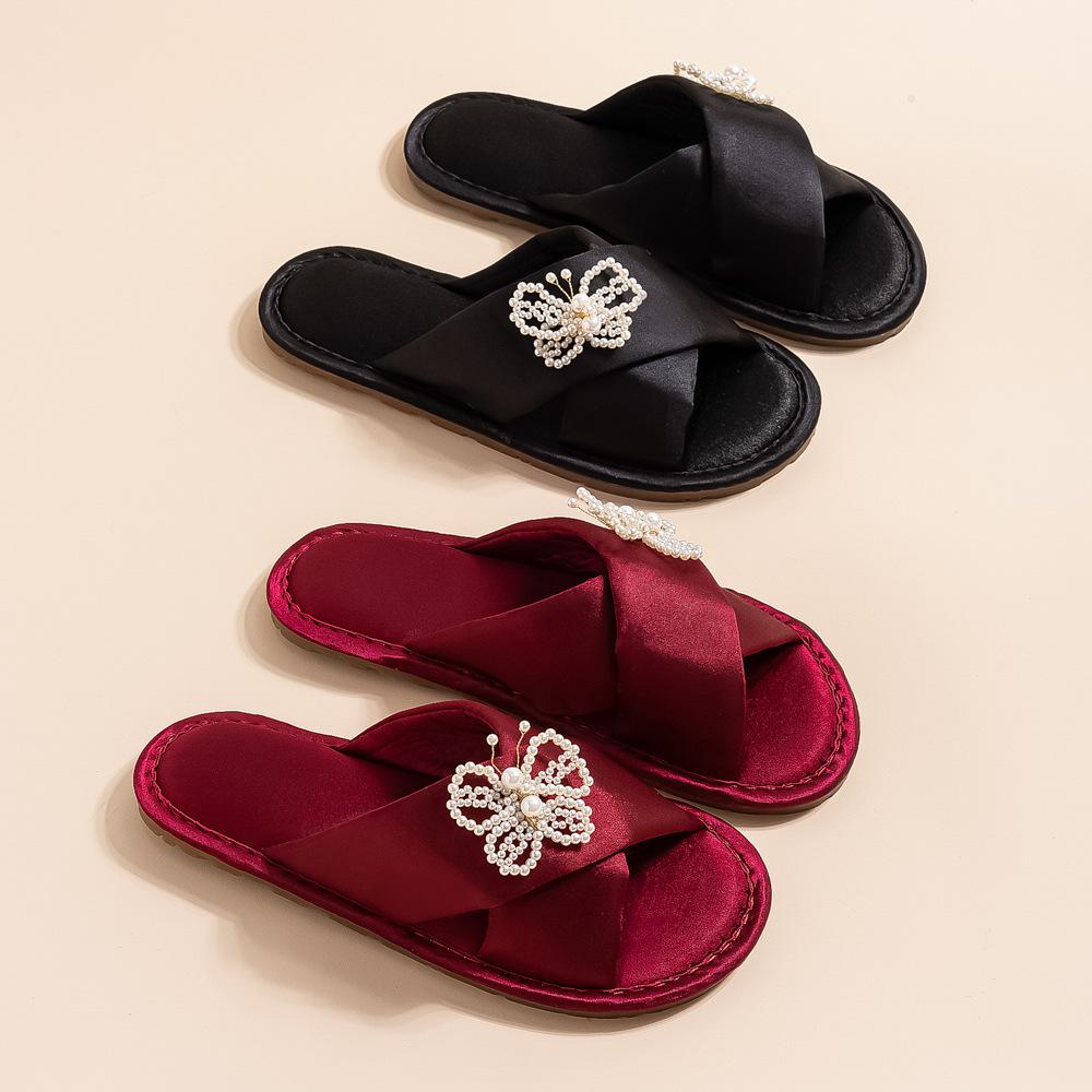 2024 Wedding Bridal Dressing Gown Slippers Wedding Festive Red A Couple of Indoor Slippers Bridesmaids Fancy