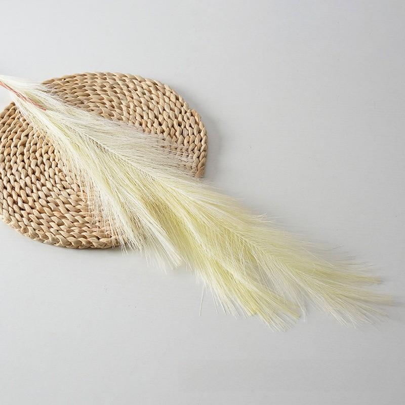 

Australis Phragmites Colorful Feather Flower Wall Decor For Design Party White