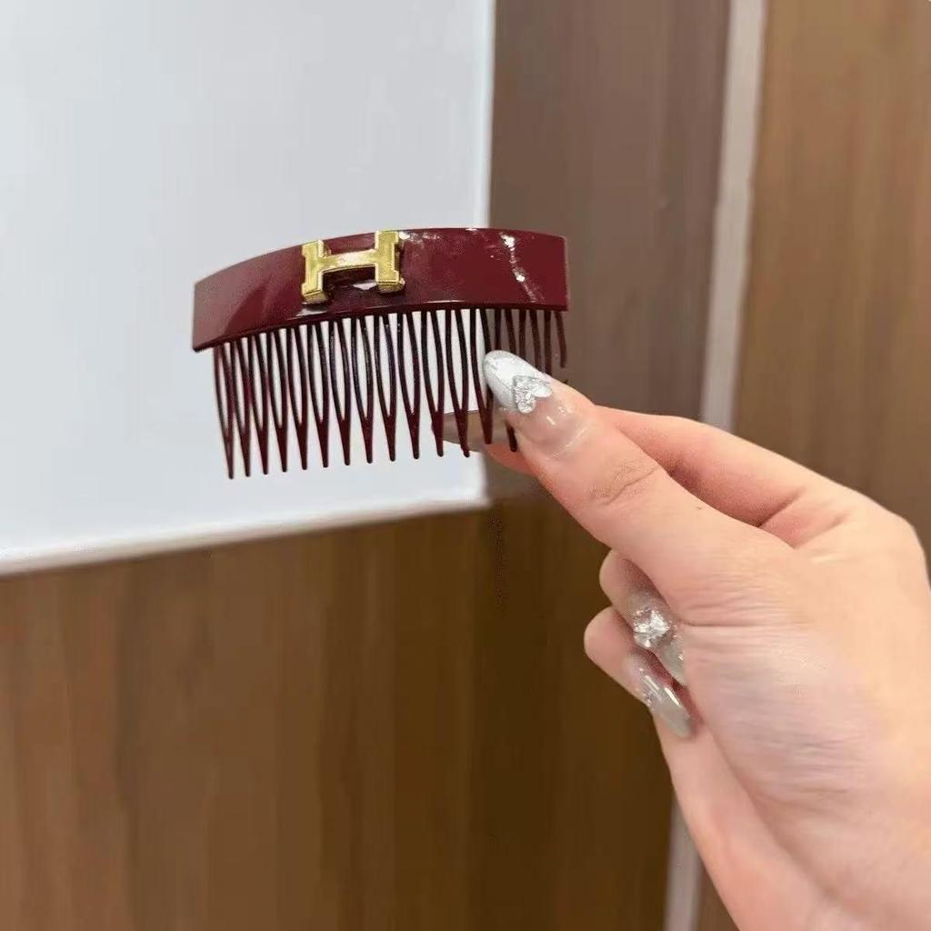 Summer Fashion No-Trace Forehead Bangs Comb and Clip for Women