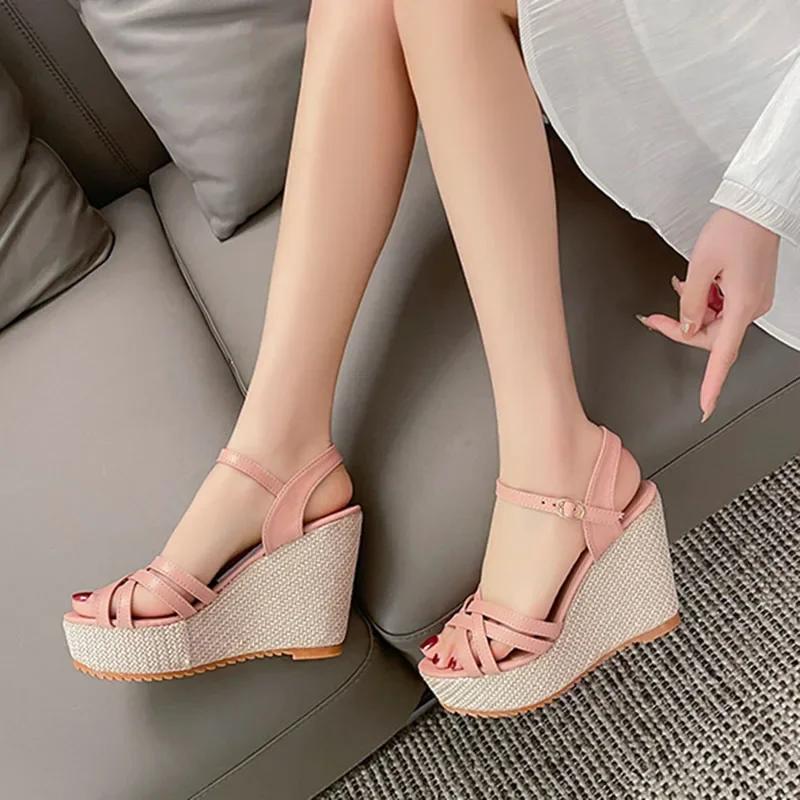 Sommer Plattform Sandaler Dame Peep Toe Høy Kilehæl Ankelspenner Sandal Kvinne Kryssreim 11cm Hælsandaler Mules