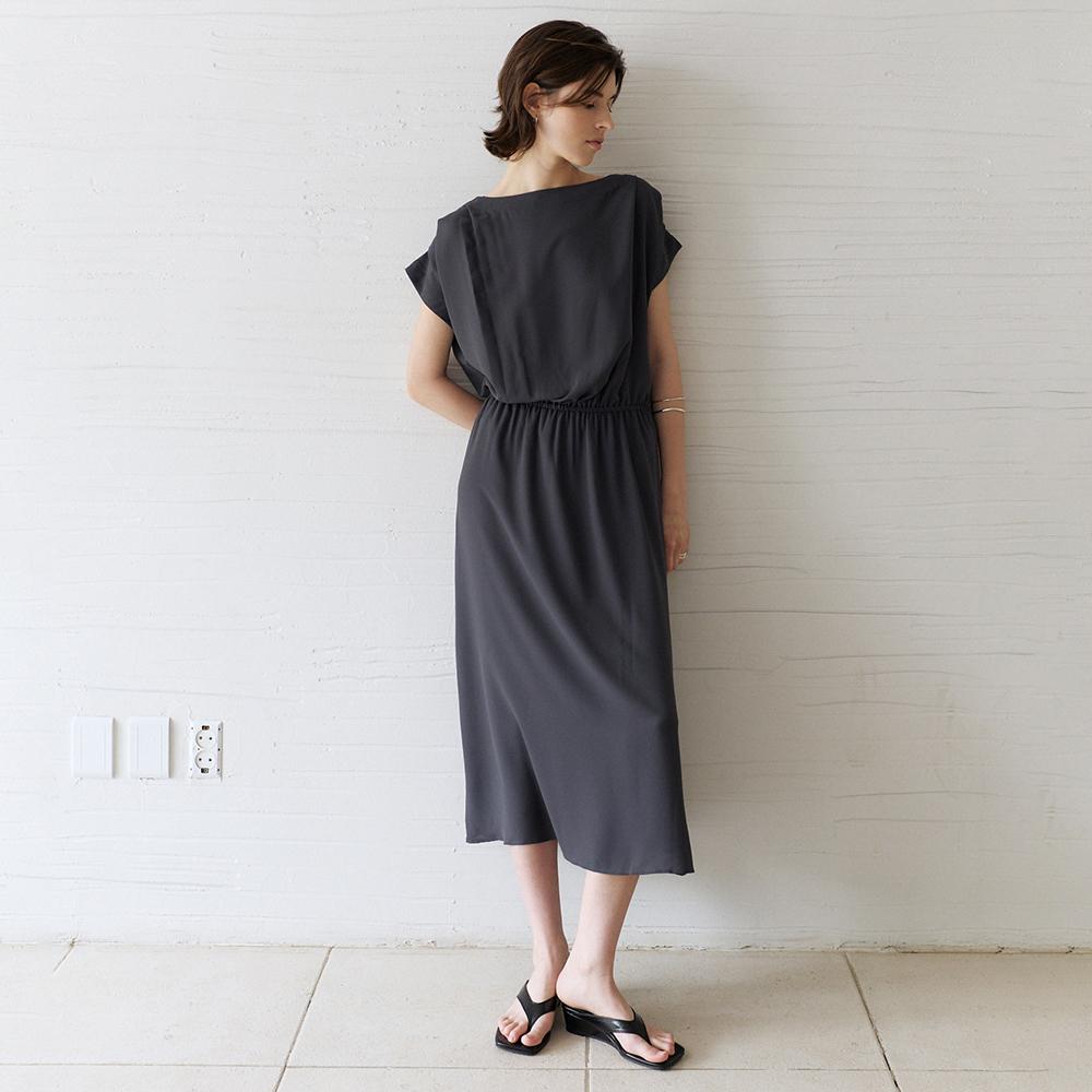 Nowood Gathered Waist Dress (Dark Gray)