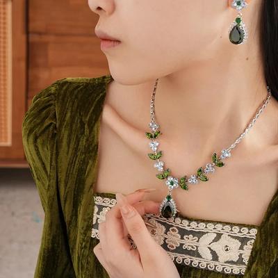 2025 Fashion Wedding Bride Zircon Set Women 3 Pieces Green Zircon Leaf Flower Necklace New Light Luxury Drop Earring Chain