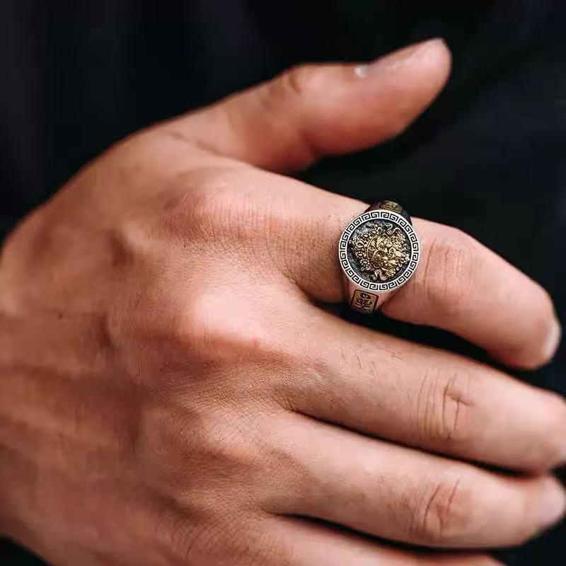 Elegant Two-Tone Yellow Jambhala Men's Ring: Retro High-End National Style