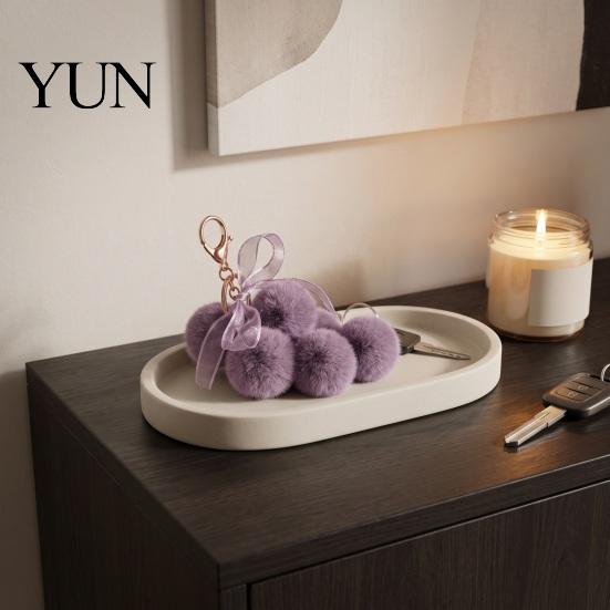Grape Plushie Charm Plush Keychain for Handbags, Fuzzy Cluster Bag with Bow Bow, Decorative Fluffy Ball Keyring Backpacks and Purses Fruit