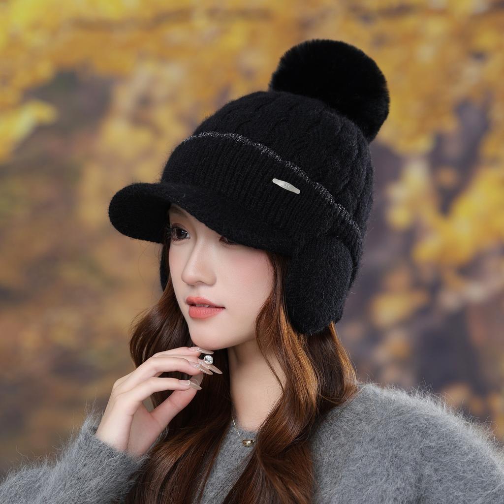 Hat Women's Winter Fleece Warm Wool Hat Windproof Hairball Duck Tongue Knitted Hat