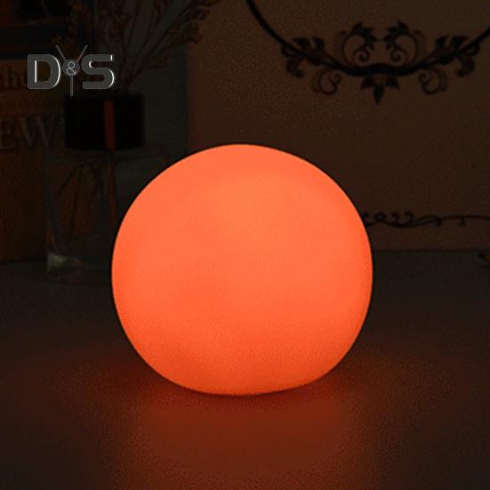 2/4 szt. Pływające światło basenowe z pilotem 16 kolorów RGB Zmieniające IP68 Wodoodporne Zasilane bateryjnie Zewnętrzny basen Wanna z hydromasażem Świecąca kula okrągła