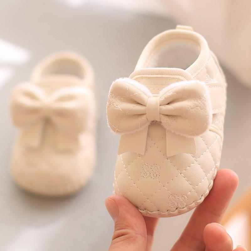 New Fashion Comfort Baby Girl Shoes Soft Soles Warm Baby Shoe Butterfly Bow Versatile Casual Shoe Sweet Princess Cotton Shoes