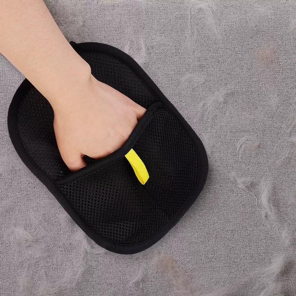 Pet Hair Removal Glove & Lint Roller: Static Cleaner for Cats & Dogs