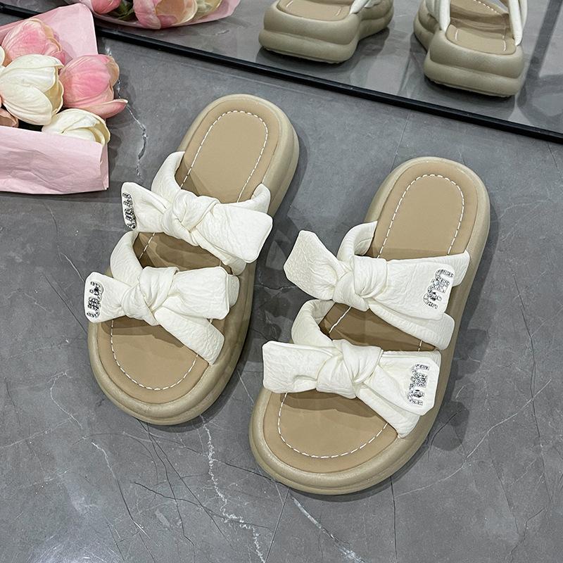 Flat-bottomed Bow Slippers for Women's Summer Wear 2025 New Seaside Beach Shoes with Skirts Lazy One-pedal Slippers